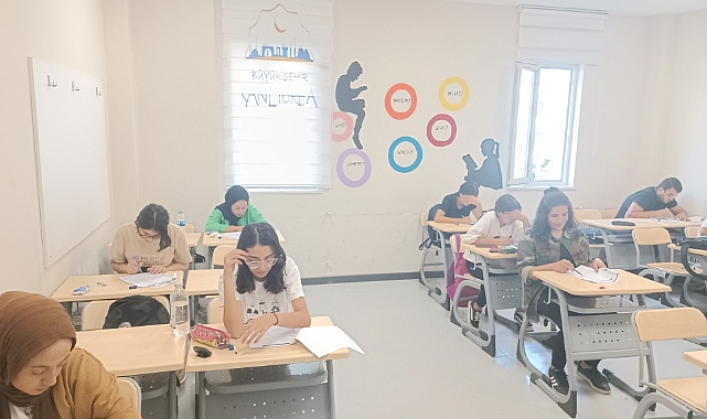 Gençler Büyükşehir İle Sınavlara Hazırlanıyor