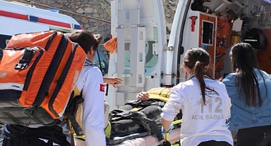 Kan donduran cinayet! Ambulans içinde infaz etti!