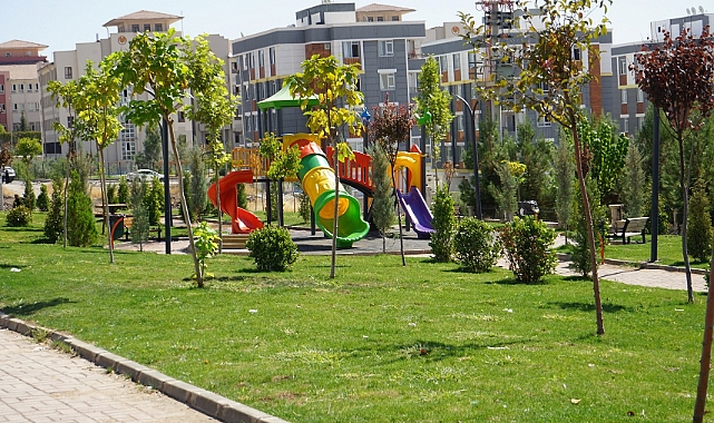 Karaköprü Belediyesi İlçede Yeşil Alan Oranını Arttırıyor