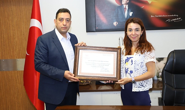 Sağlık Bakanlığı tarafından Şanlıurfa'daki hastaneye 'Anne Dostu'' plaketi verildi