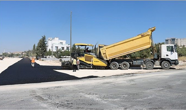 Şanlıurfa Büyükşehir Belediyesi'nden Asfalt Atağı