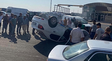 Şanlıurfa'da otomobil devrildi!