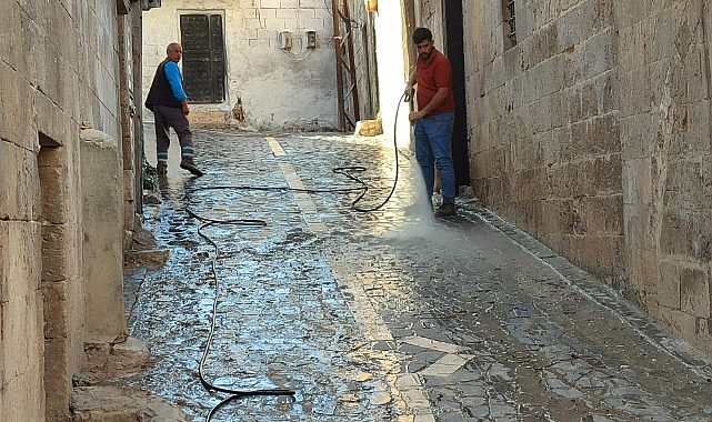 Temizlik İçin Zamanla Yarışıyorlar