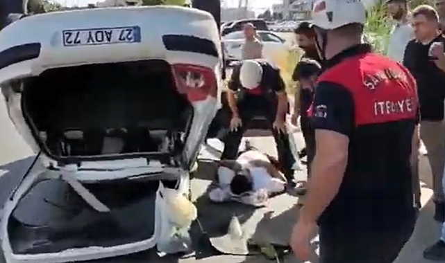 Urfa güne kazayla başladı! Otomobil takla attı!