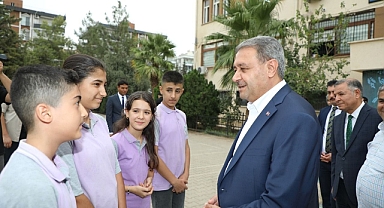 Vali Şıldak, öğrencileri esnafa emanet etti
