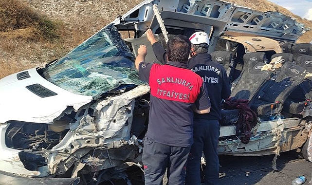 Antep-Urfa yolunda feci kaza! 5 ölü çok sayıda yaralı var!
