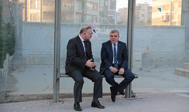 Başkan Beyazgül Ve Rektör Güllüoğlu'ndan Otobüsle Kampüse Yolculuk