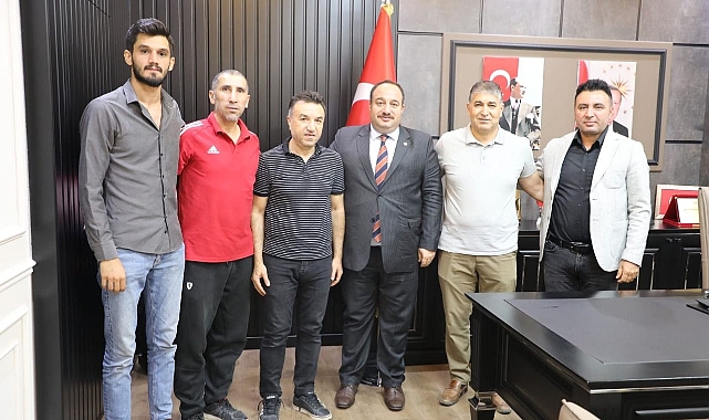 Başkan Ekinci 'den amatör spor kulüplerine destek