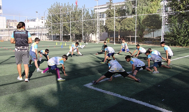 Geleceğin Genç Sporcuları Başkan Canpolat'a Teşekkür Etti