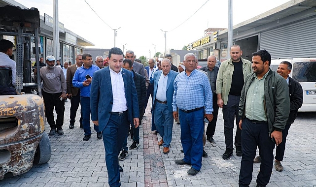 Harran Belediye Çarşısında Parke Taşı Döşeme Çalışmaları Devam Ediyor