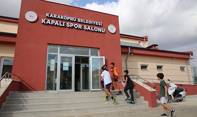 Karaköprü'de Çocuklar Ücretsiz Spor Kurslarıyla Hayallerine Koşuyor