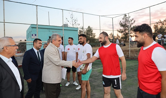Şanlıurfa Büyükşehir Belediyesi'nden Esnafla El Ele Futbol Turnuvası