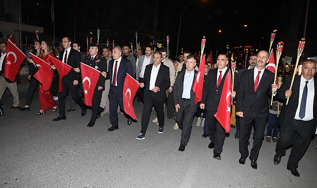 Şanlıurfa'da Binlerce Kişi Sokaklara İndi