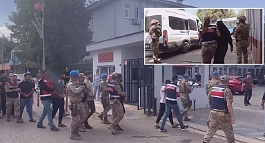 Şanlıurfa’da göçmen kaçakçılarına operasyon! Aralarında kamu görevlisi de var!