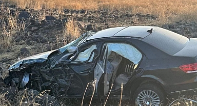 Şanlıurfa’nın ilçesinde maddi hasarlı kaza!