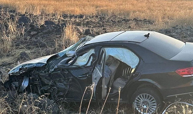 Şanlıurfa’nın ilçesinde maddi hasarlı kaza!