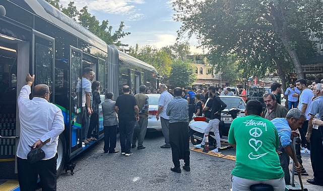 Urfa'da yanlış park edilen araçlar keşmekeşe neden oldu!