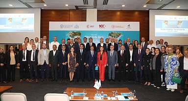 Vali Şıldak Suyun Önemine Dikkat Çekti