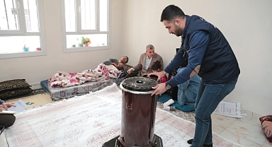 Başkan Beyazgül, Ev Ziyaretlerini Sürdürüyor
