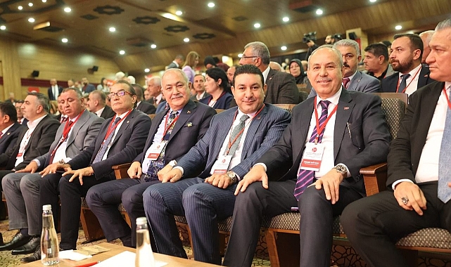 Başkan Özyavuz ve yönetimi Gaziantep'teki MHP toplantısına katıldı