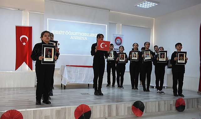 Hilvan’da Öğretmenler Günü Kutlandı