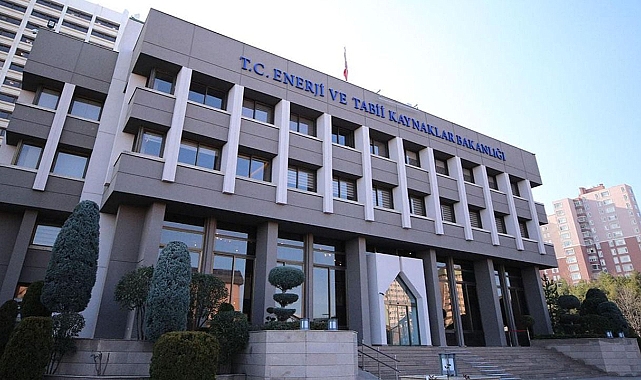 Resmi Gazete’de yayımlandı! Kamu binalarında tasarrufa gidilecek