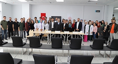 Solmaz “Sağlık Ağızda Başlar”.