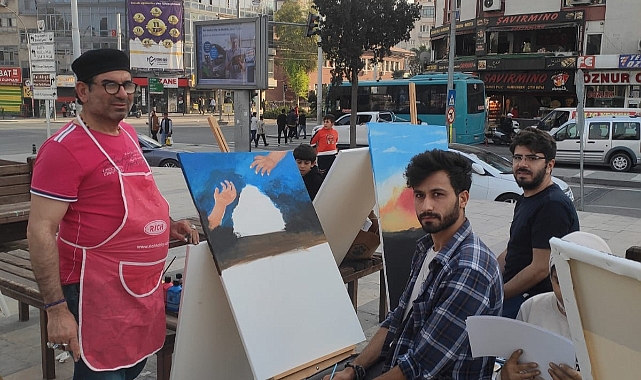 Urfalı ressamların Mescid-i Aksa çalışmasına yoğun ilgi gösterildi.