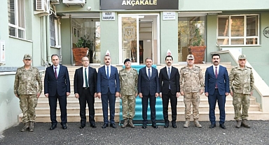 Vali Şıldak sınırda incelemelerde bulundu