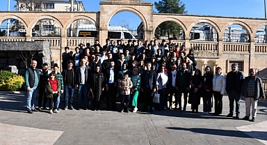 Adıyamanlı öğretmen ve öğrencilerden Başkan Çakmak'a teşekkür ziyareti