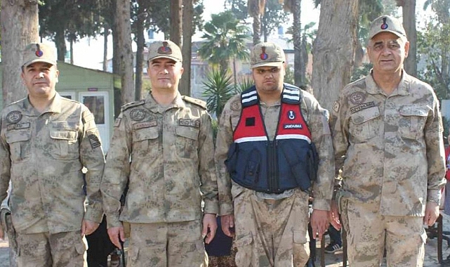 Bir günlüğüne asker oldu!