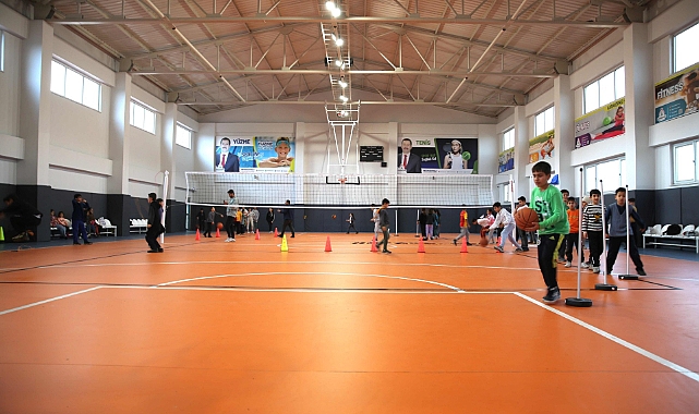 Karaköprü'de Çocuklar Spor Kurslarında Yeteneklerini Keşfediyor
