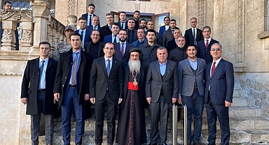 Midyat İlçe Protokolü Süryanilerin Yaldo Bayramı'nı kutladı
