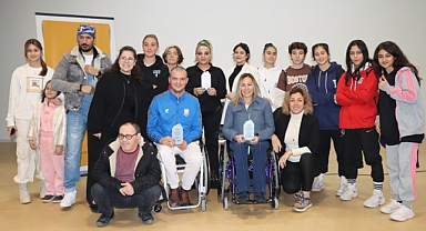 Milli Sporcular, Engelli Bireylerle Buluştu