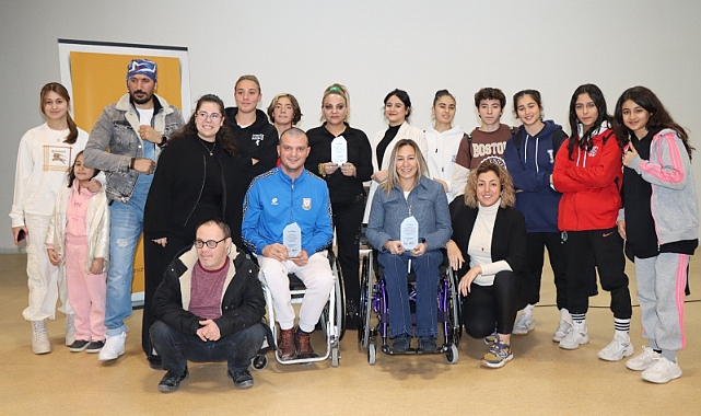 Milli Sporcular, Engelli Bireylerle Buluştu