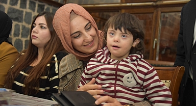 Özel bireyler gönüllerince bir gece geçirdi