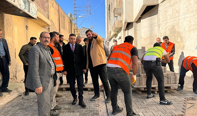 Suruç Kaymakamı ve Belediye Başkan Vekili İbrahim Güneş, Parke Taşı Çalışmalarını Denetledi