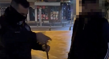 Urfa'da bekçiler yakaladı! Aranan şahsın üzerinden bakın ne çıktı!