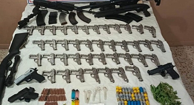 Urfa'da bir operasyon daha! Bir adreste adeta cephanelik çıktı!