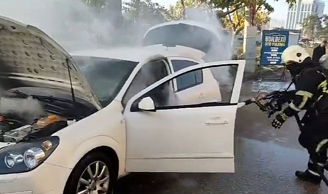 Urfa'da seyir halindeki otomobil alev aldı!