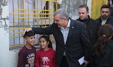 Başkan Beyazgül’den Ev Ziyaretleri