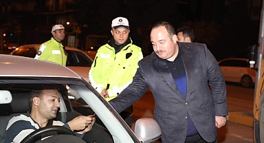 Başkan Ekinci ve Kaymakam Koç, görev başındaki personelin yeni yılını kutladı