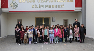 Battani Uzay Ve Havacılık Bilim Merkezi Geleceğin Bilim İnsanlarına İlham Oluyor