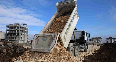 Büyüyen Karaköprü’ye Yeni Yollar Kazandırılıyor