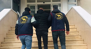 Cinayet şüphelisi olarak aranıyordu! Urfa’daki JASAT yakaladı!