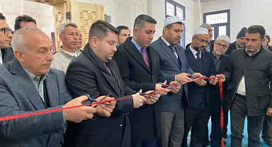 Suruç'ta depremde ağır hasar alan cami yeniden inşaa edilerek hizmete açıldı.