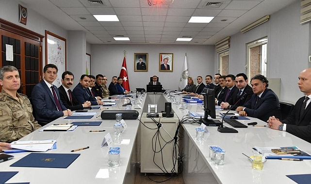 Vali Şıldak başkanlık yaptı! Şanlıurfa’da seçim güvenliği toplantısı yapıldı