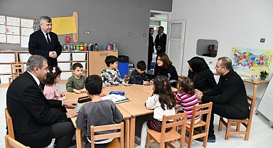 Vali Şıldak: Eğitime her zaman pozitif ayrıcalık tanımaya devam edeceğiz!