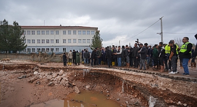 AK Parti Tam Kadro Yaraları Sarmak İçin Sahada