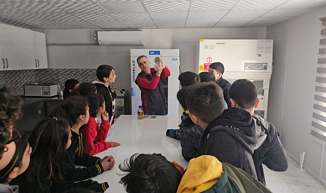 Aydınlar Koleji Öğrencileri GAP Tarımsal Araştırma Enstitüsü'nde